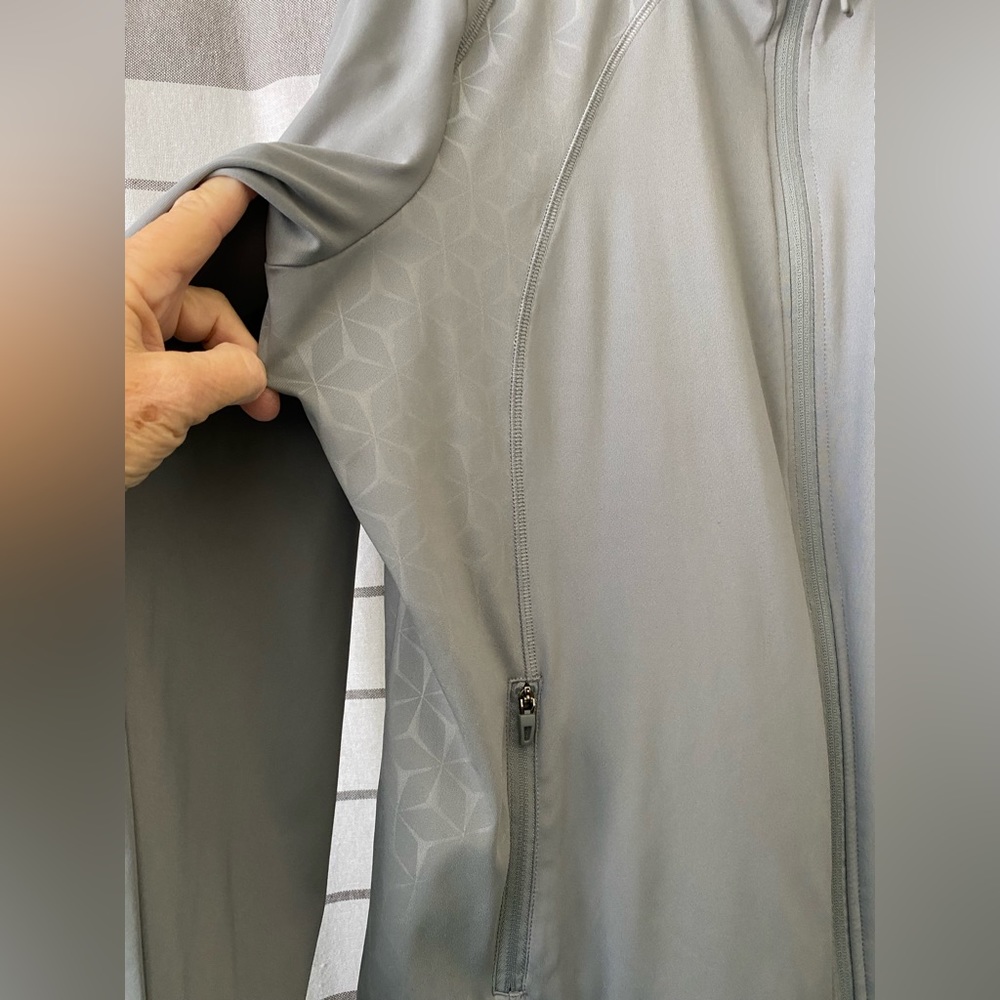 Xersion Gray Jacket - image 4